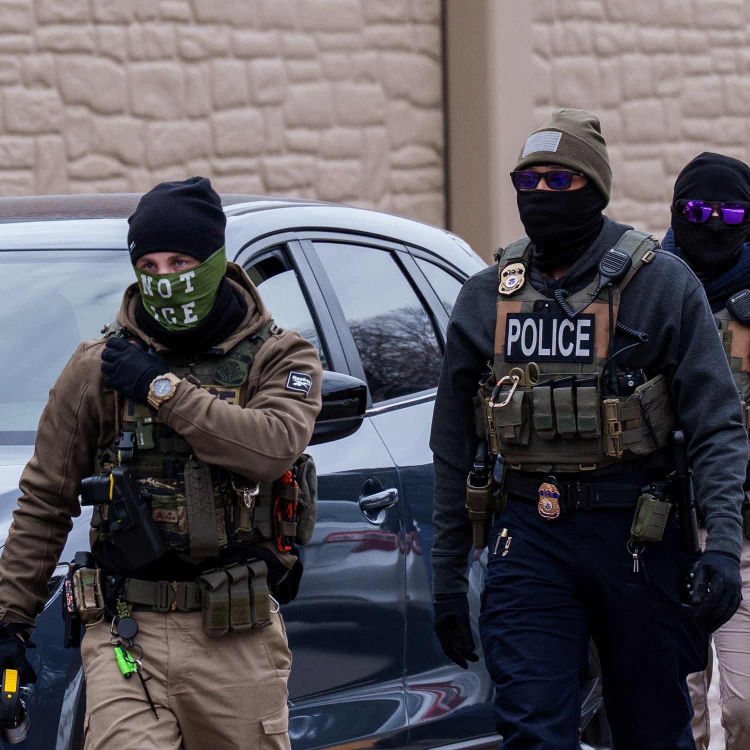 Training Ohio organizers and protestors ahead of possible surge in ICE activity episode artwork